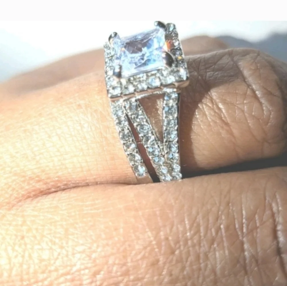 Womens 4 Ct Intricate Detailed Lab Created Diamond Engagement Ring Set Sz7